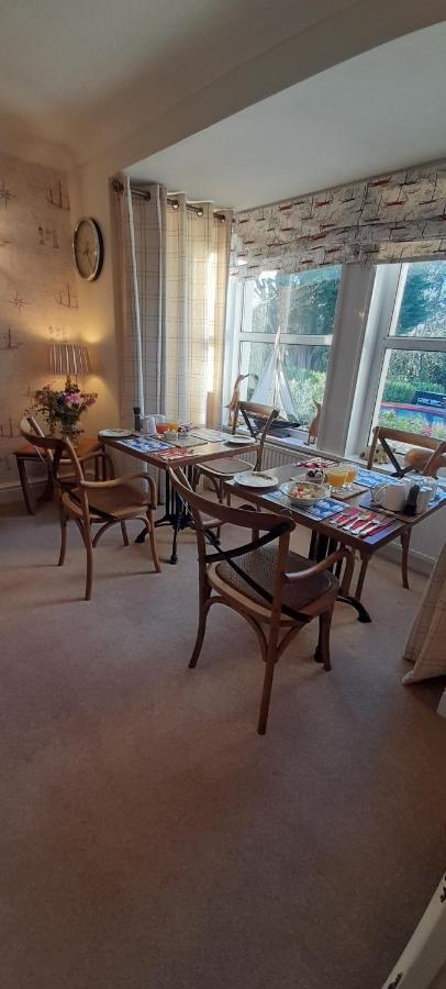 Little Orchard House Bed & Breakfast Салкомб Екстериор снимка