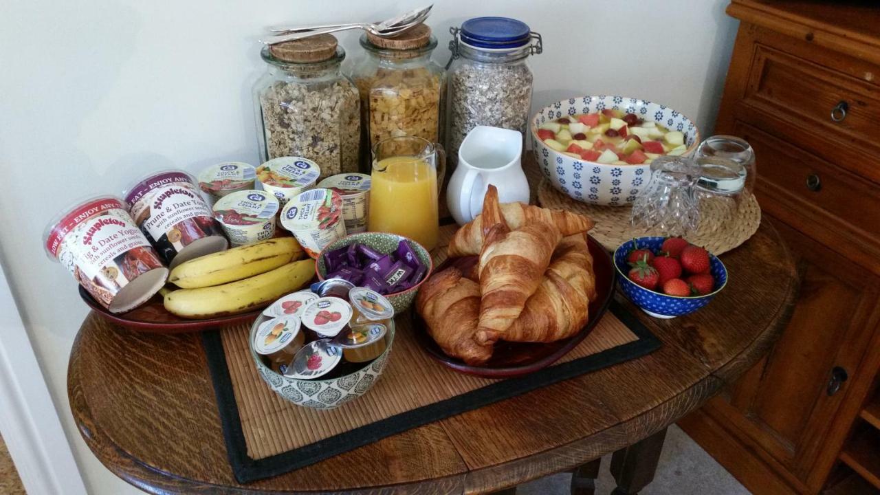 Little Orchard House Bed & Breakfast Салкомб Екстериор снимка