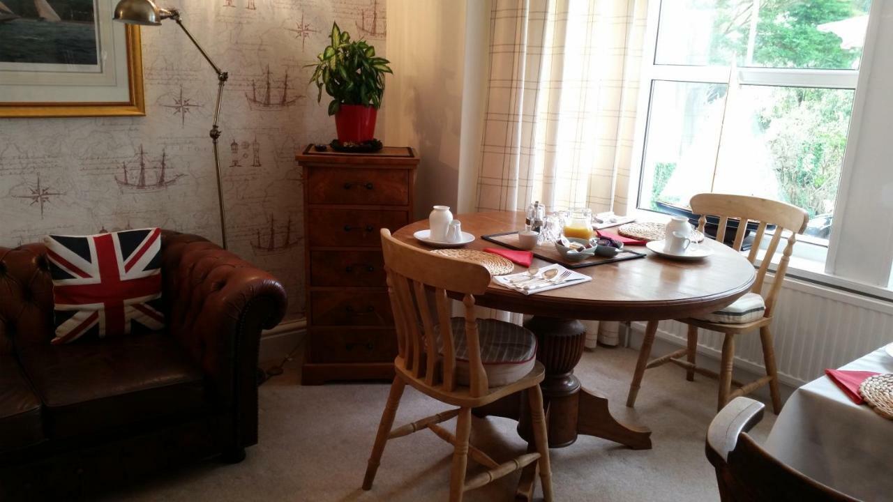Little Orchard House Bed & Breakfast Салкомб Екстериор снимка